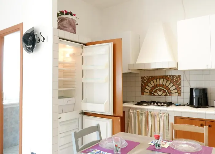 Apartment La Casa Di Betta In Zona Torrevecchia-gemelli Rom
